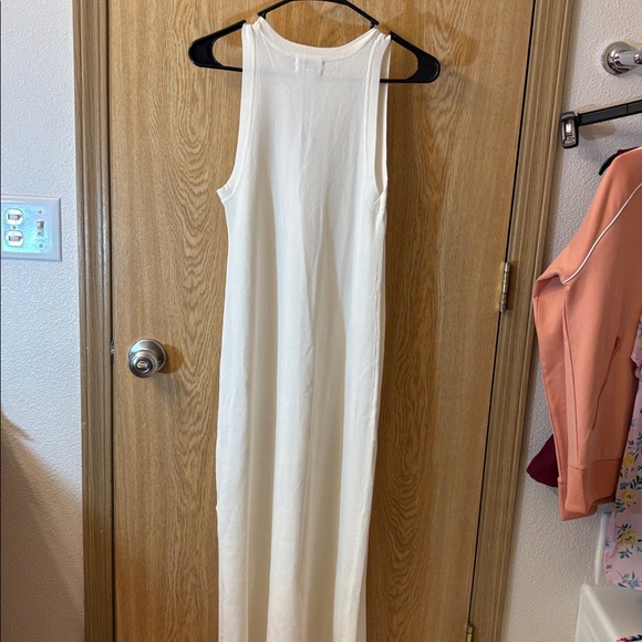 The Drop Cream Sleeveless Maxi Dress - Picture 2 of 4